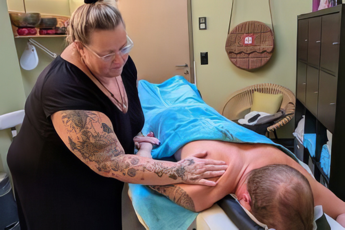 Ganzkoerpermassage_mit_Yvonne.jpg