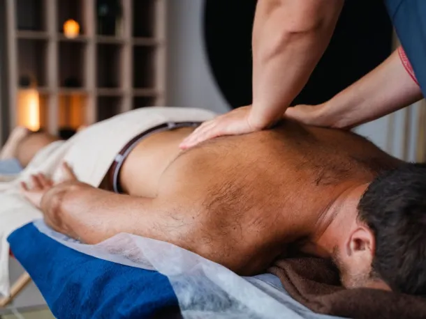 Massage_Mann.jpg